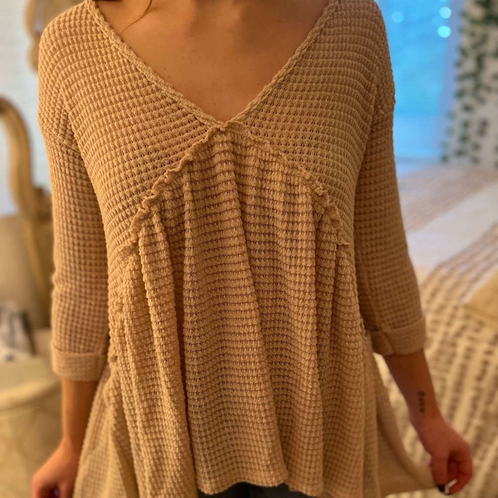 Waffle knit sweater with buttons